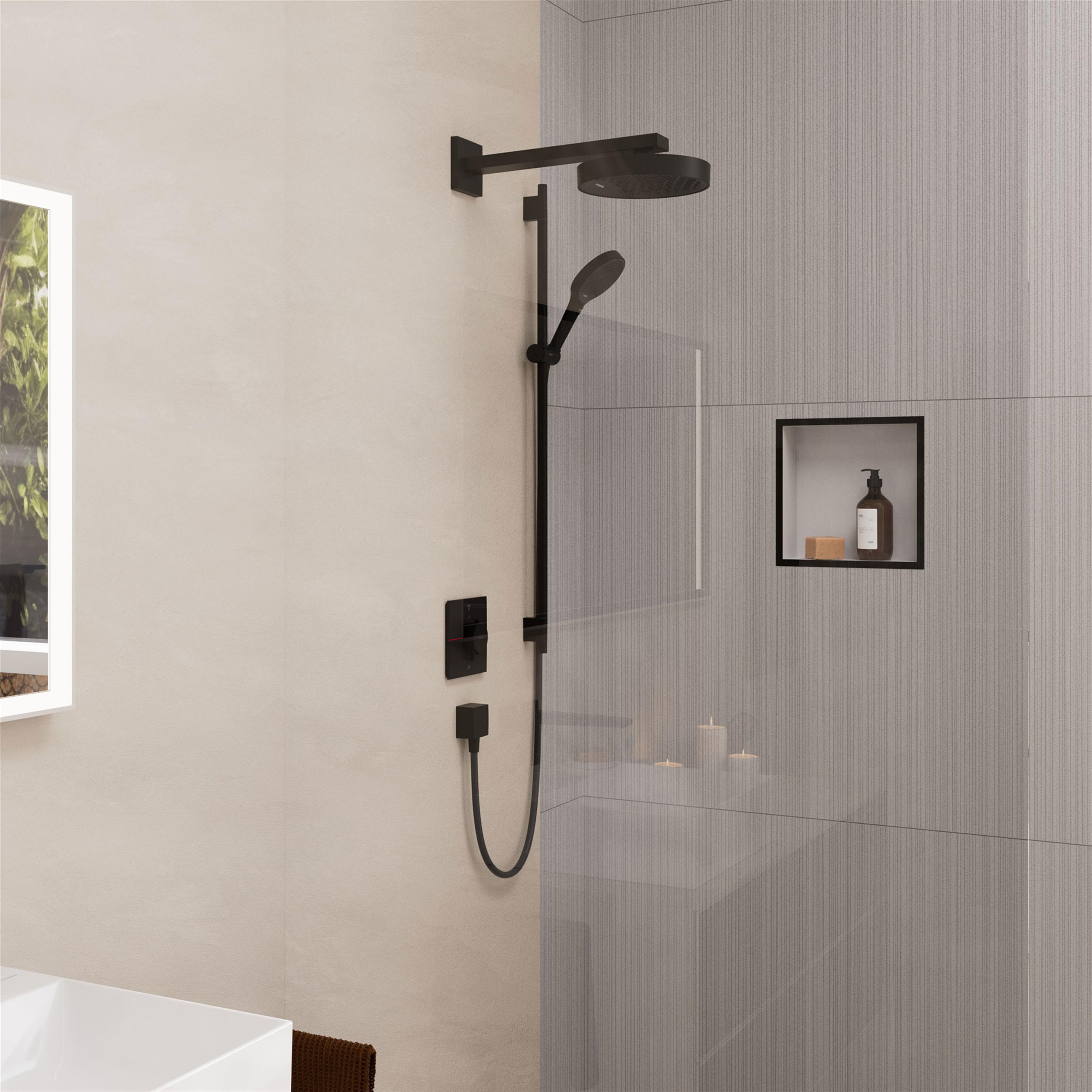 Hansgrohe Rainfinity zestaw prysznicowy ścienny czarny mat 28743670