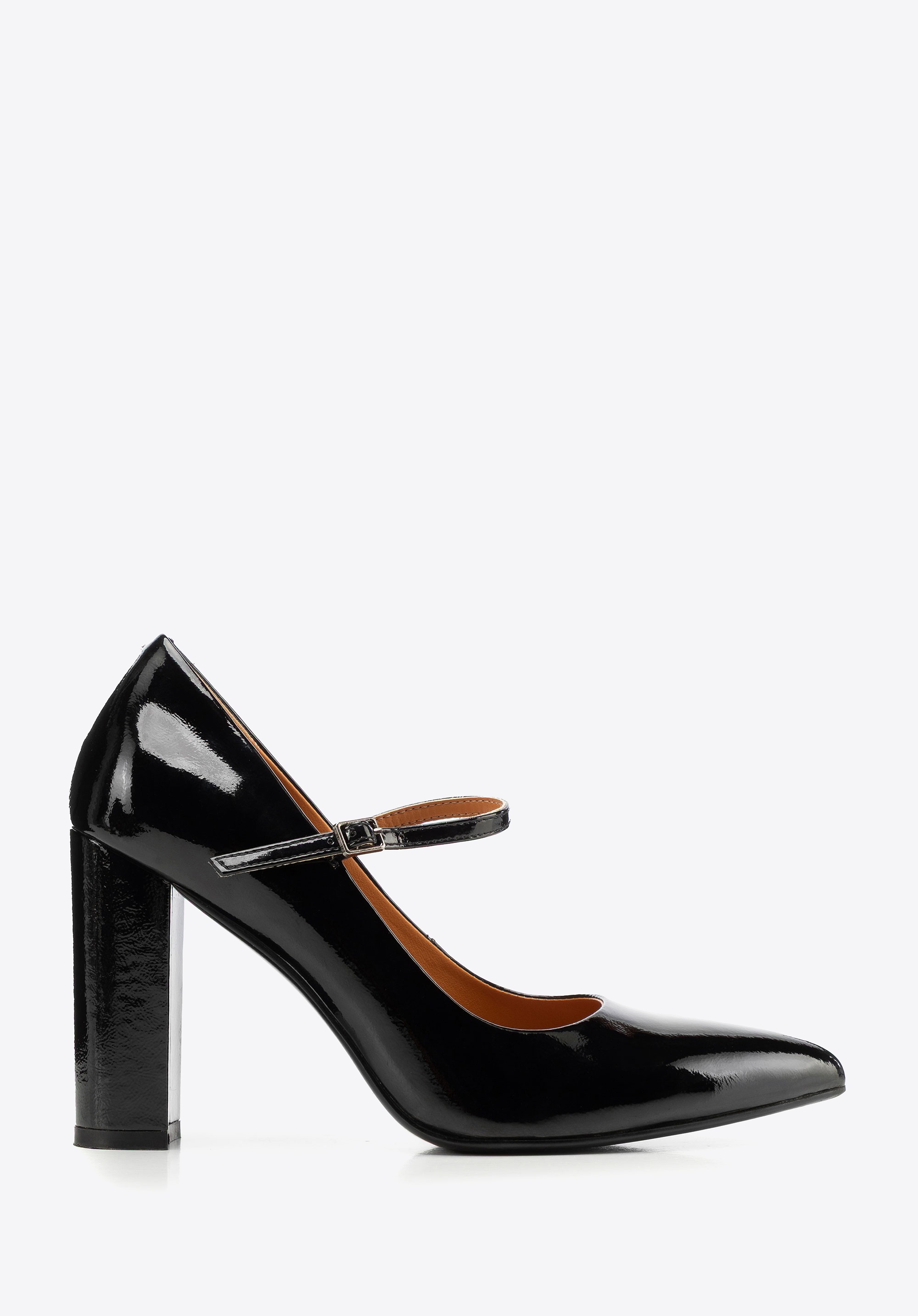 Czółenka ze skóry lakierowanej na wysokim słupku czarne
