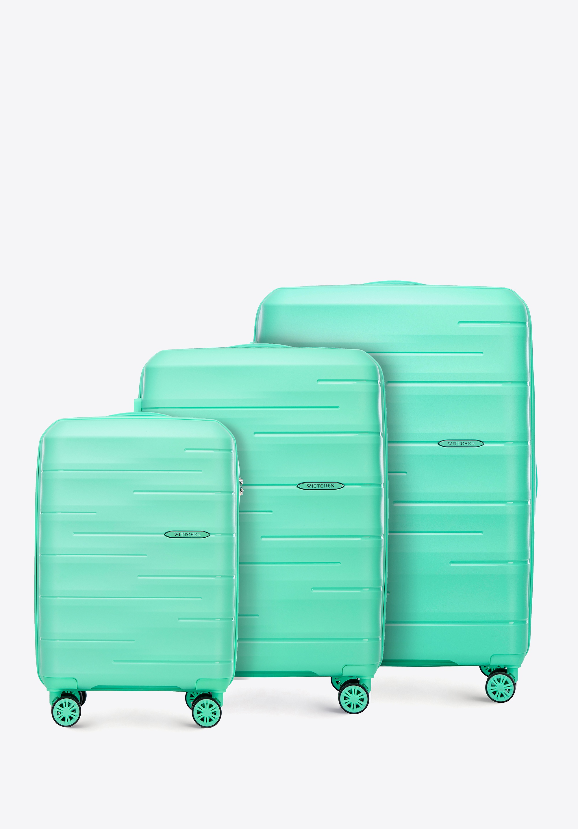 Zestaw walizek z polipropylenu w tłoczone paski czarny