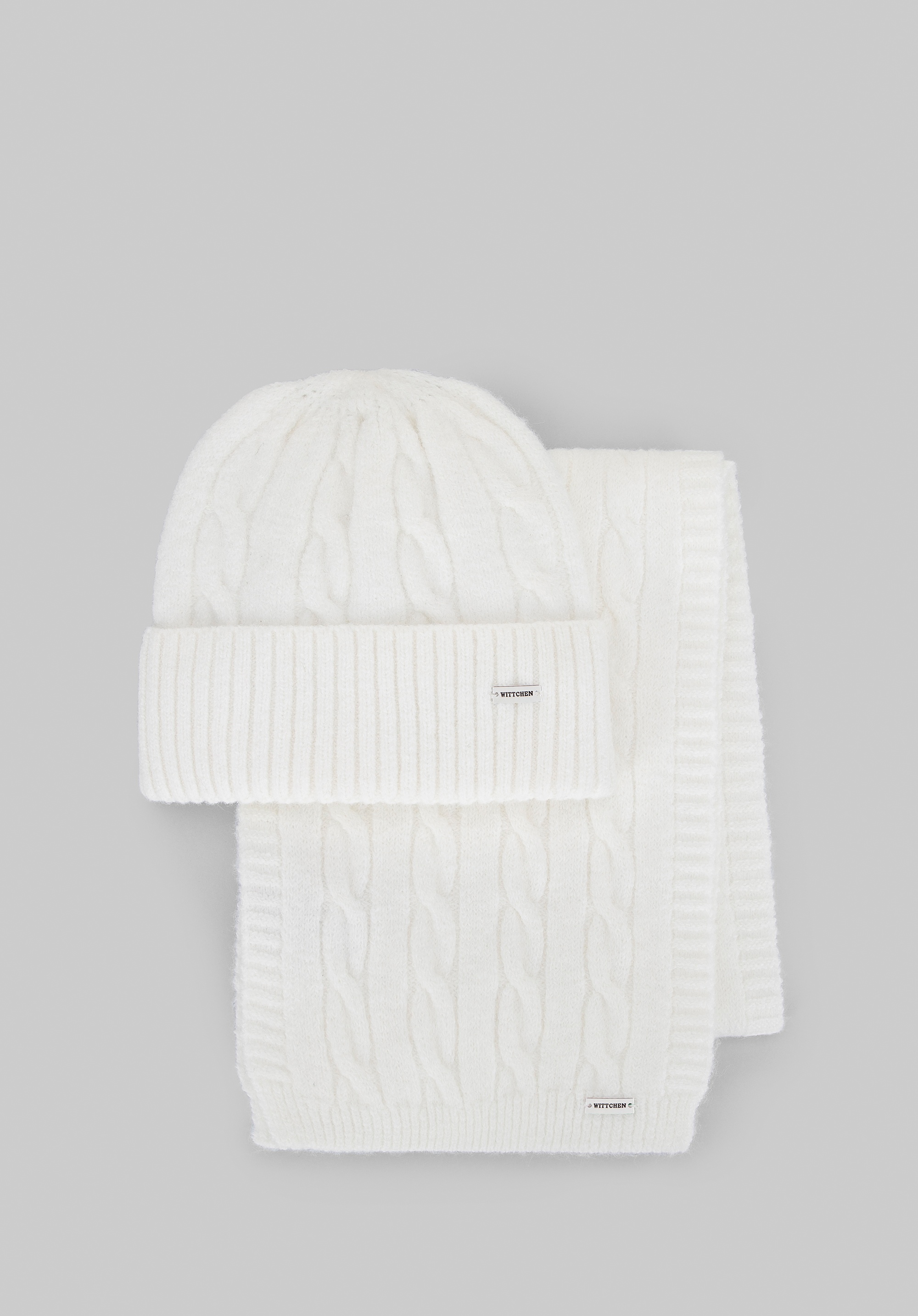 Komplet zimowy damski w warkoczowy wzór biały