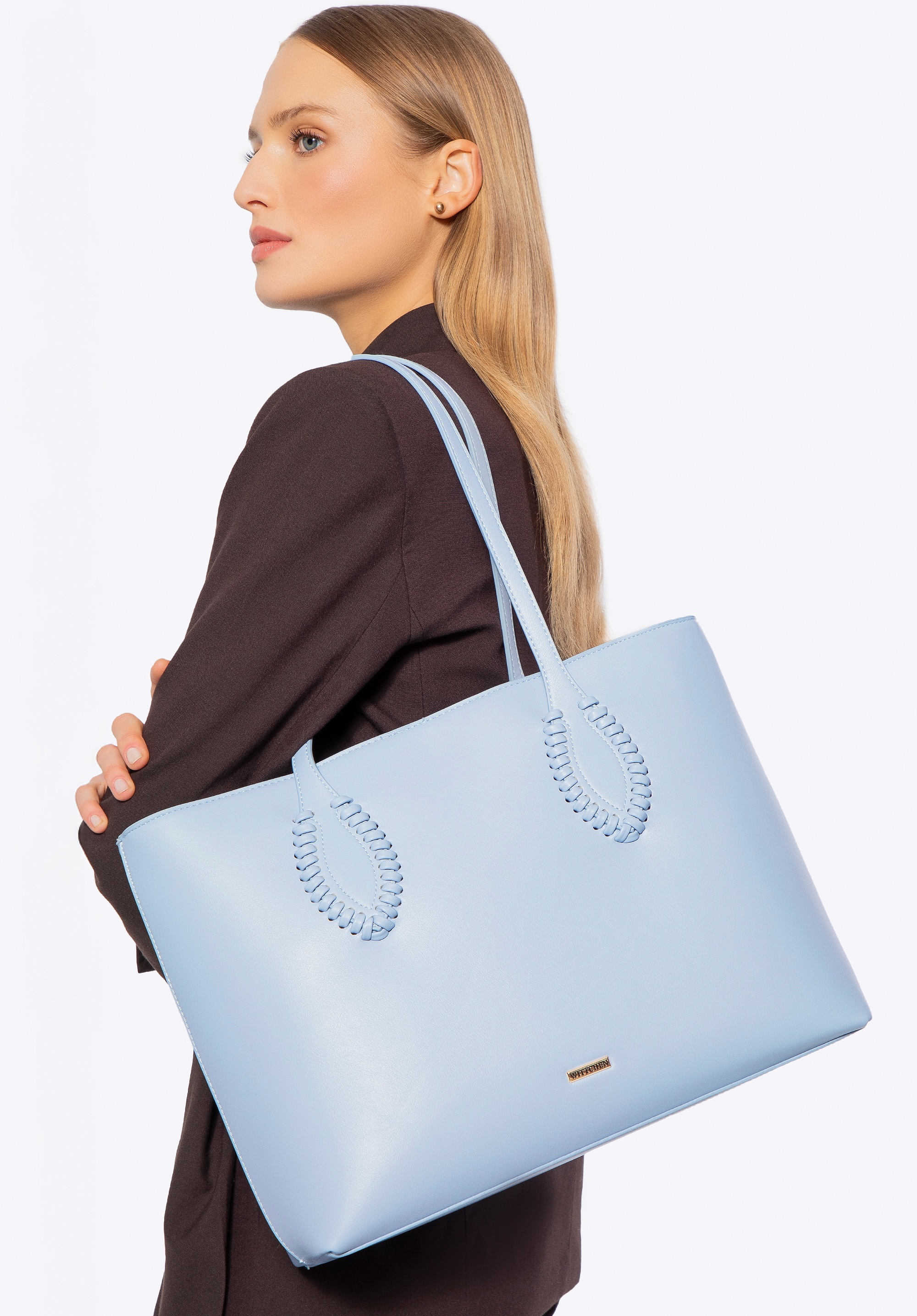 Damska shopperka ze skóry ekologicznej z plecionymi akcentami niebieska