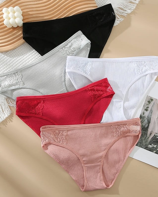 Zestaw 3 par majtek Kamila 032