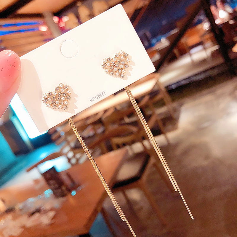 Kolczyki damskie serca wiszące 070