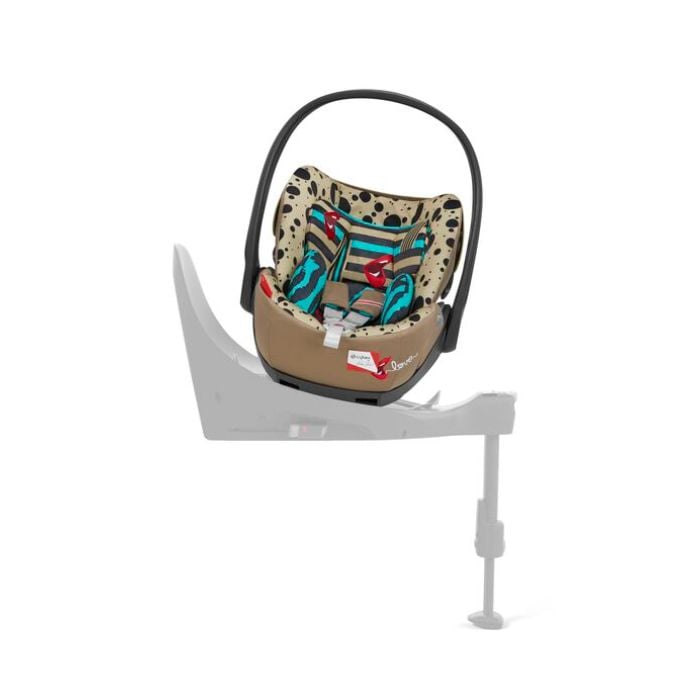 Cybex Cloud T i-Size Fashion Collections - fotelik 45 - 87 cm z bazą T-One Love by Karolina Kurkova