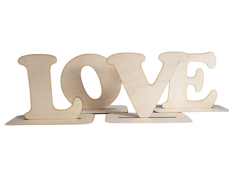 Napis LOVE, naturalne drewno 15cm