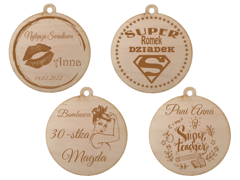 Drewniany medal, prezent na różne okazje , GRAWER dla babci, dziadka, mamy, taty, świadkowej, nauczyciela, przedszkolaka, urodziny itp. 8 cm