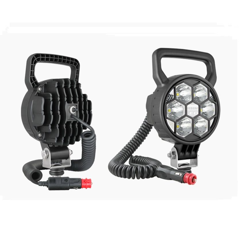 Lampa robocza LEDF fi117-4° 2500lm 12/24V+kratka,rączka,spir.8m,wtycz. zapal.,wył CRC3F.50494 Wesem