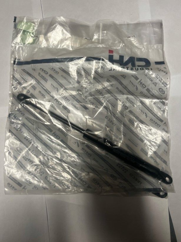 Amortyzator – numer 84022081 – NEW HOLLAND / CASE