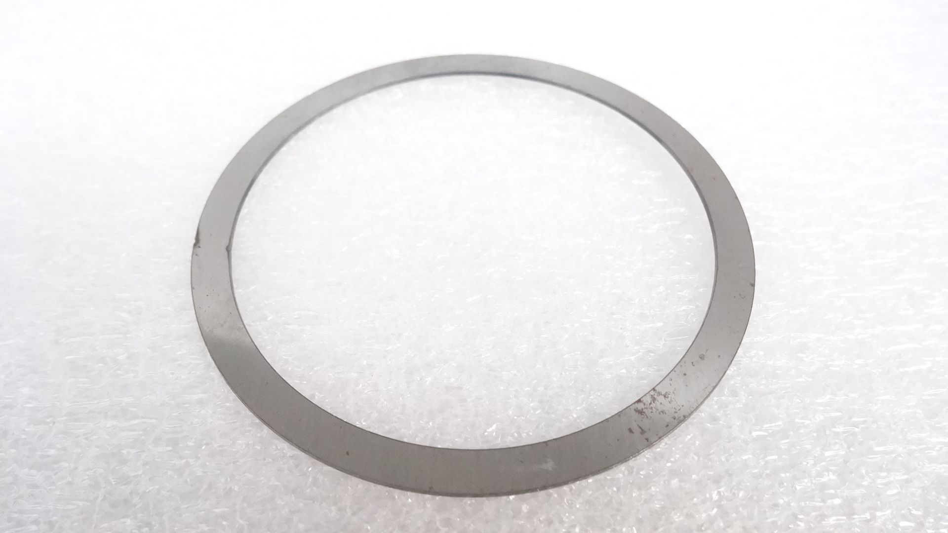 Podkładka regulacyjna rewersu Massey Ferguson 3383517M1