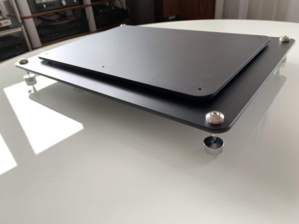 Podstawa antywibracyjna custom design quadrophonic irap