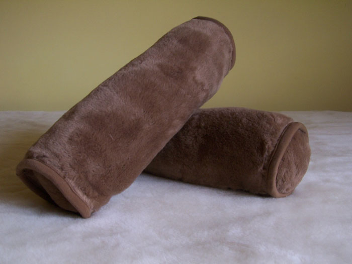 wałek wełniany camel ciemny dł. 45cm