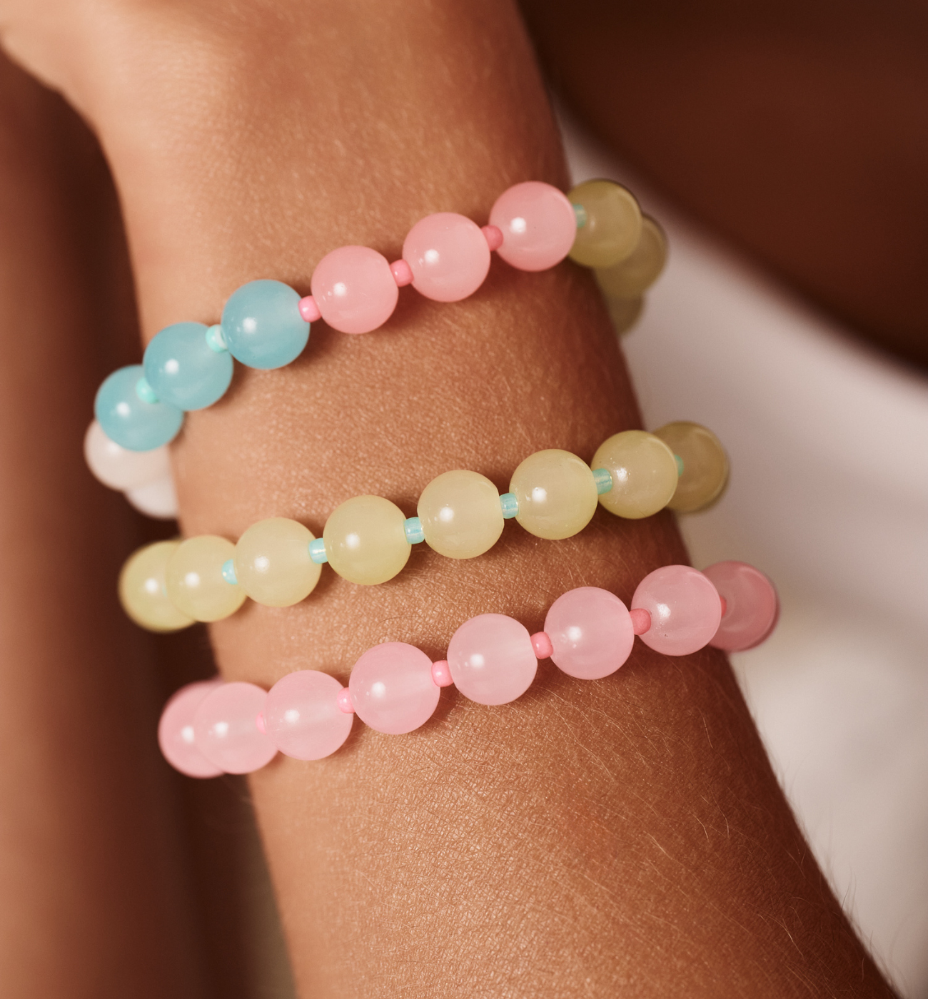 Zestaw pastelowych bransoletek ZN0009 - By Dziubeka