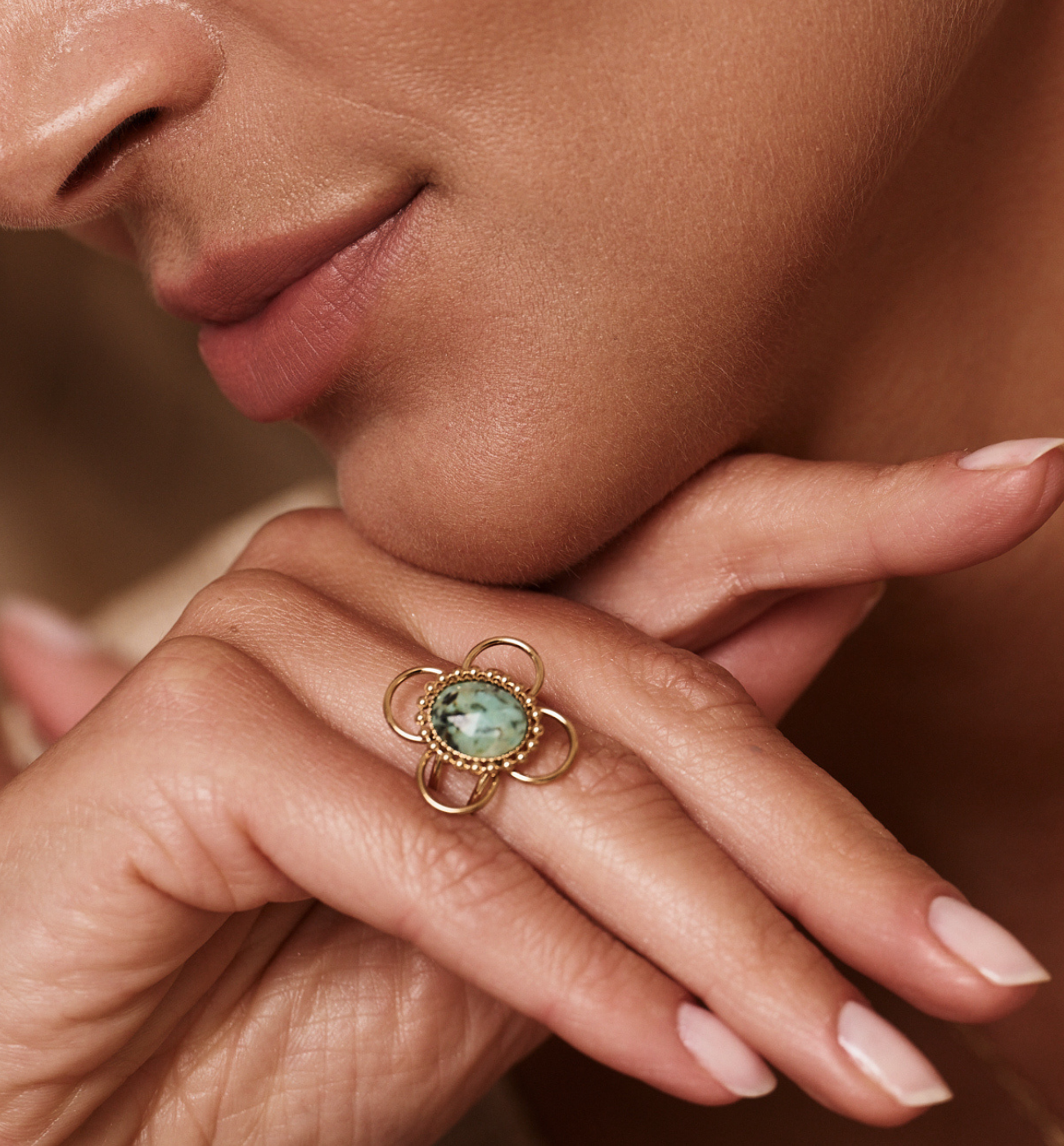 Pierścionek z turkusem afrykańskim złoty PEA0092