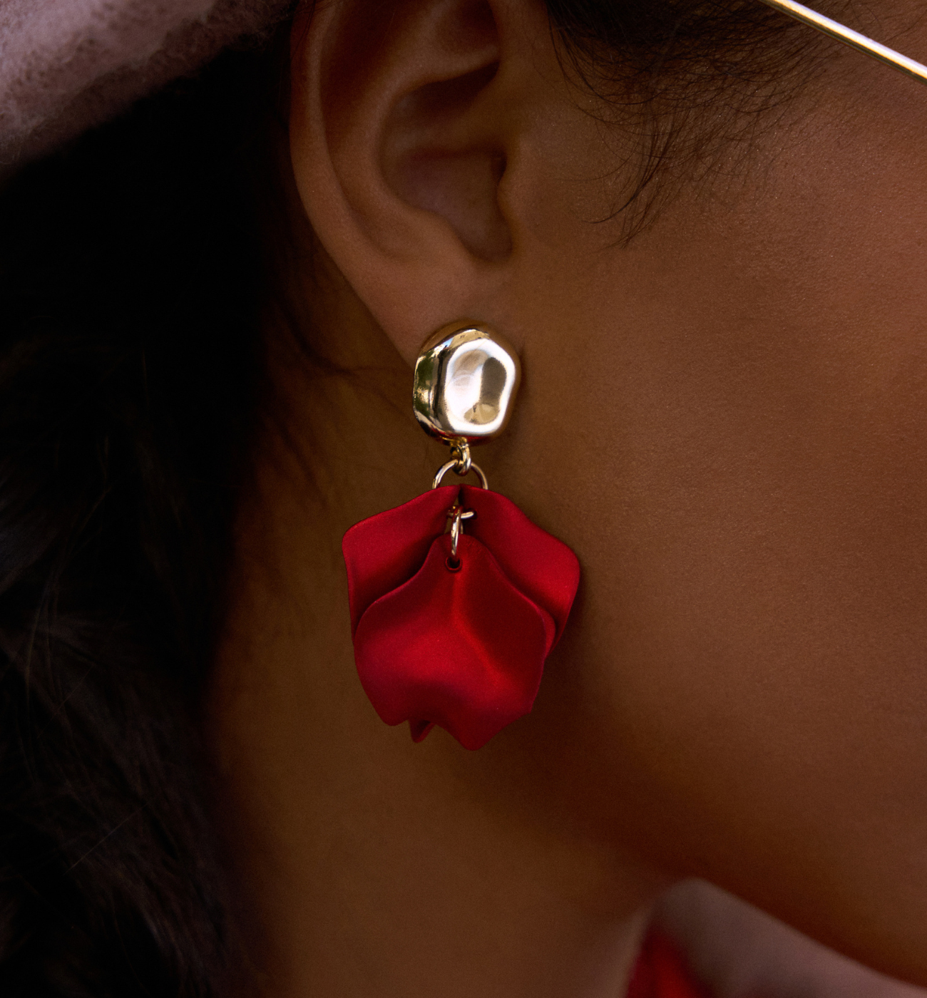 Kolczyki czerwone z płatkami Berenika KFF0112 - By Dziubeka