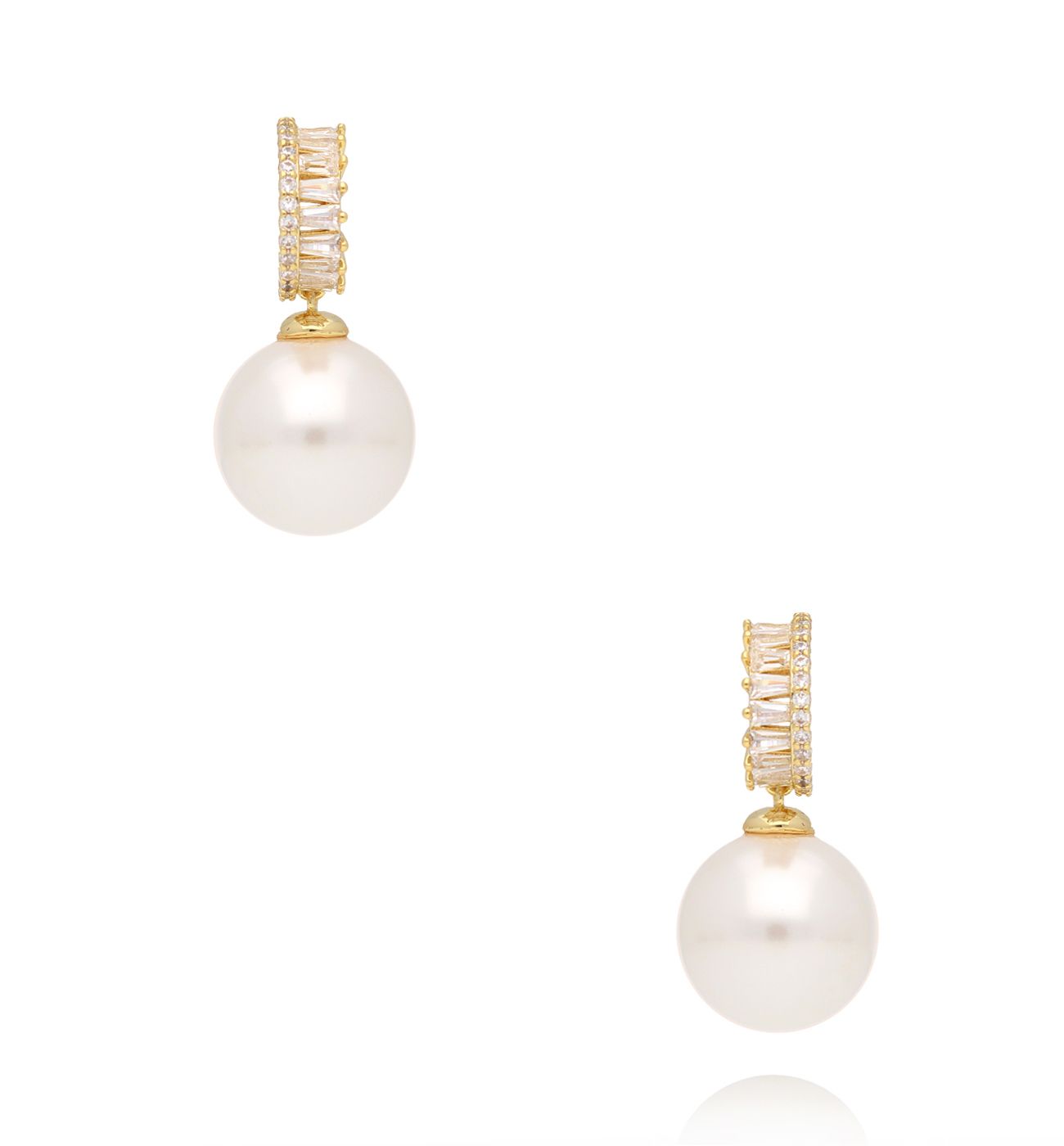 Kolczyki z białą perłą i zdobioną oprawą - By Dziubeka