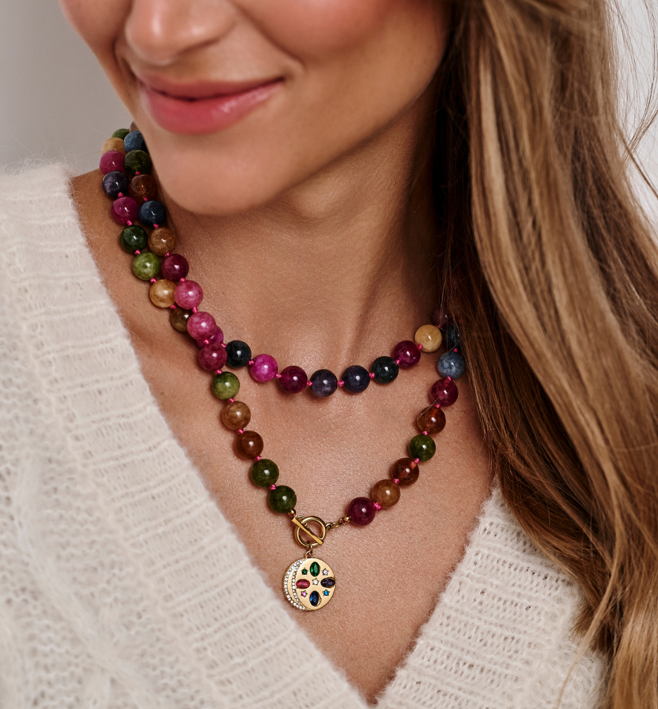 Zestaw naszyjników z kolorowych kamieni naturalnych ZN0077