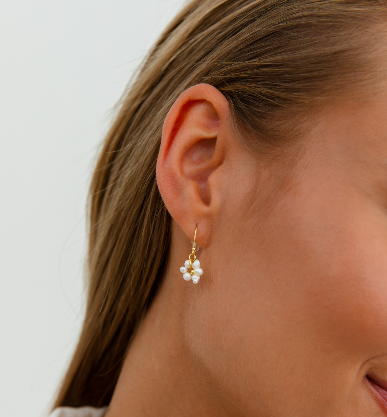 Kolczyki z perełkami złote KLT0016 - By Dziubeka