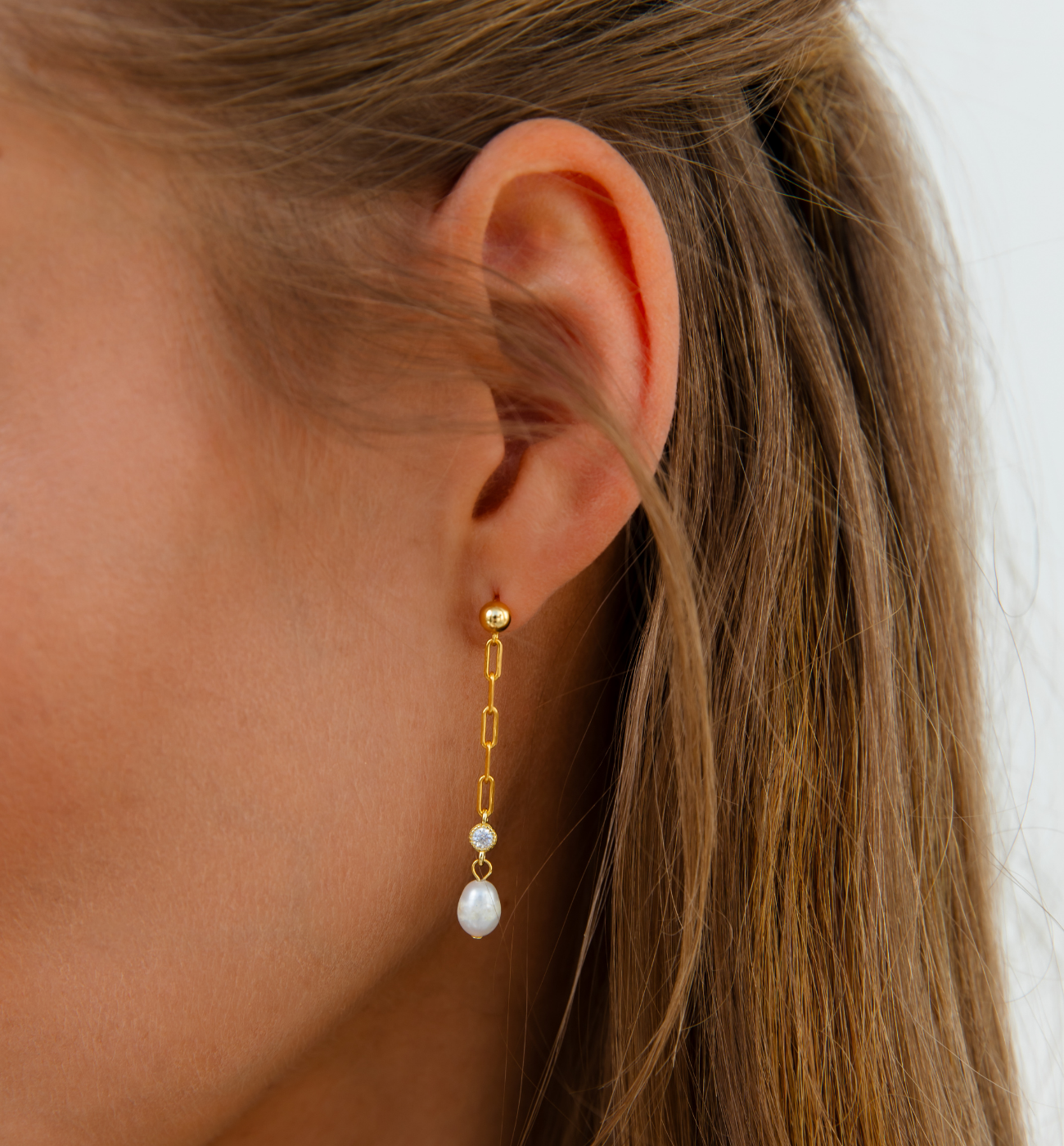 Kolczyki z perłą złote KLT0017 - By Dziubeka