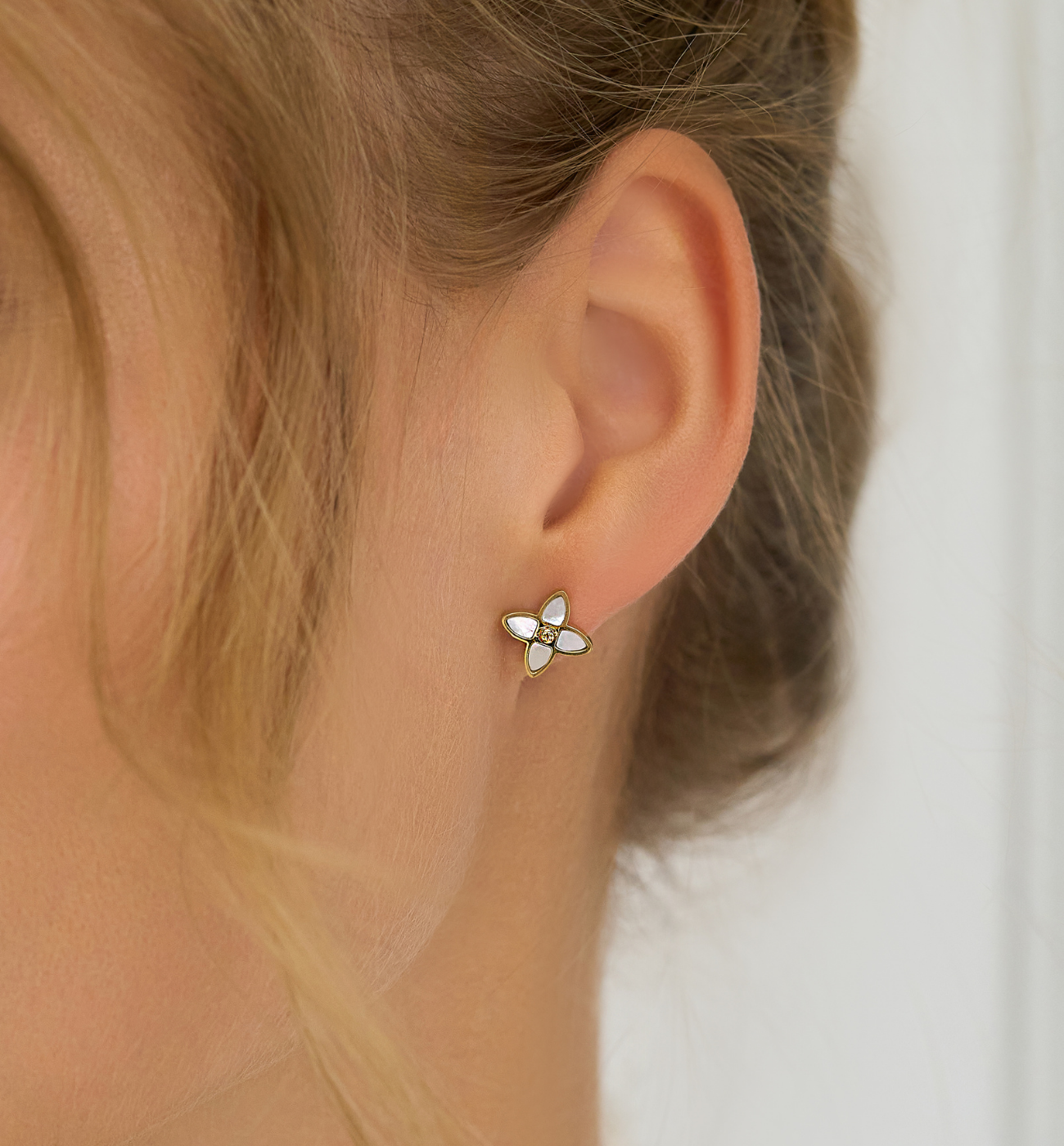 Kolczyki złote z koniczynkami Harmony - By Dziubeka