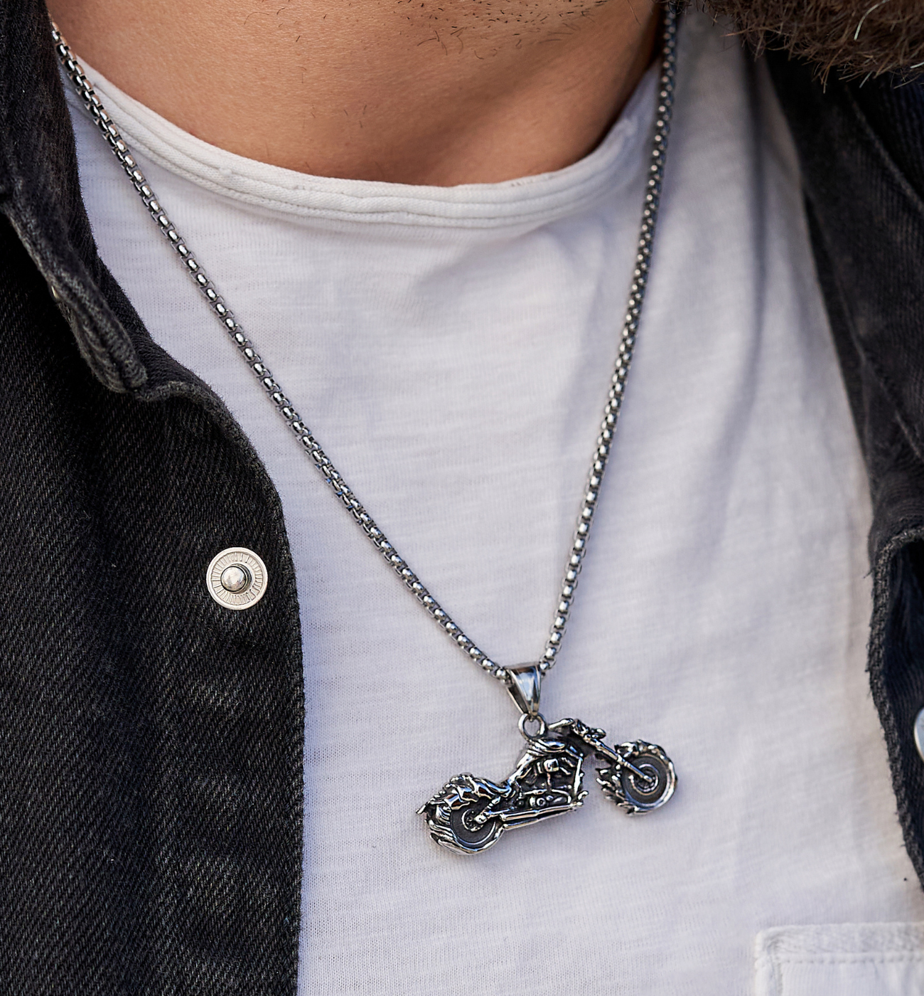 Naszyjnik z motocyklem Mursi - By Dziubeka