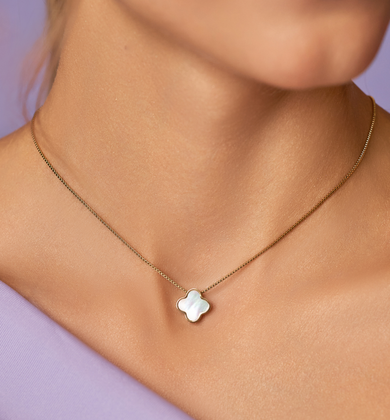 Naszyjnik złoty z koniczynką Cinzia NSA1117