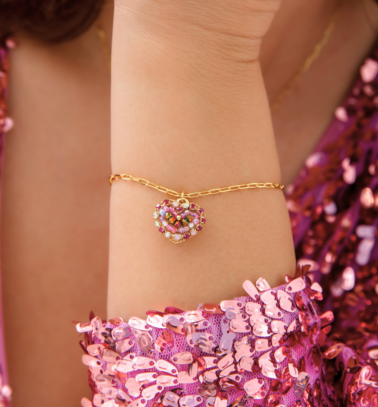 Bransoletka z różowym sercem z kryształkami - By Dziubeka