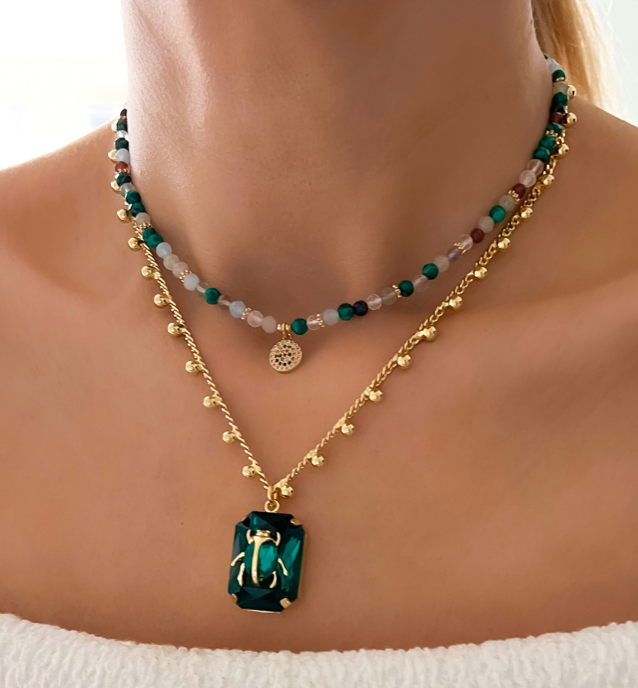 Naszyjnik złoty z zielonym żukiem Siyo NMI0212