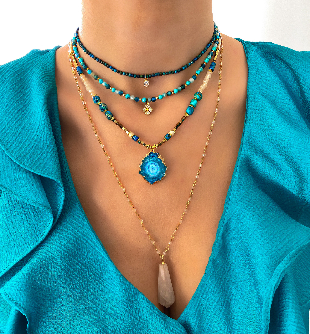 Naszyjnik mleczno-niebieski z agatami Francess NPA0508