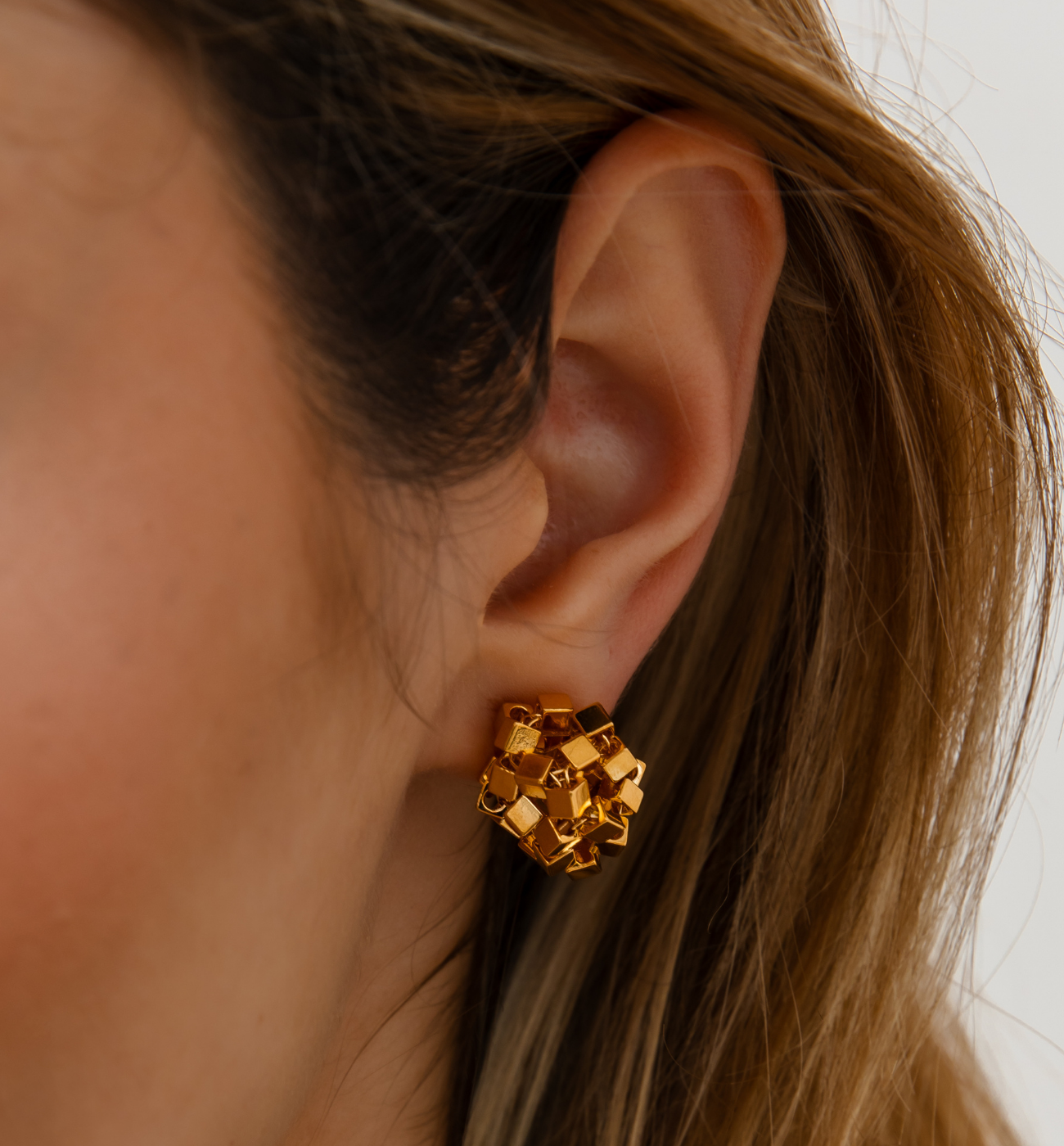 Kolczyki złote teksturowe - By Dziubeka