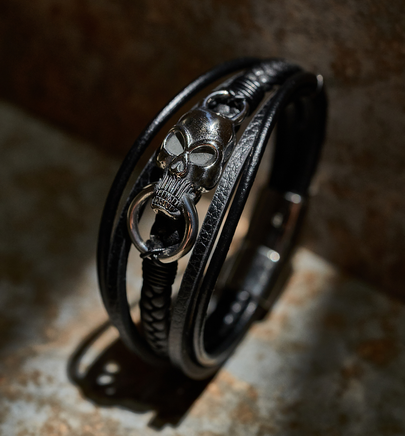 Bransoletka męska skórzana z czaszką Meldun 52 - By Dziubeka