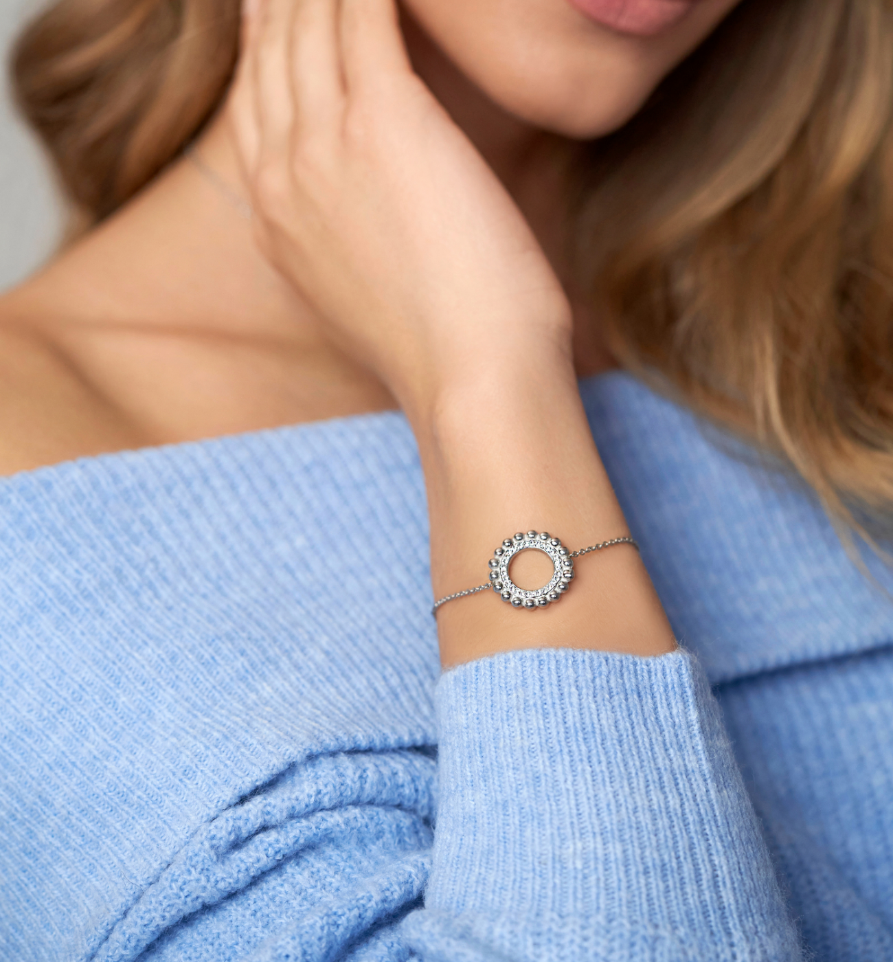 Bransoletka srebrna z kółeczkiem Vivaia - By Dziubeka