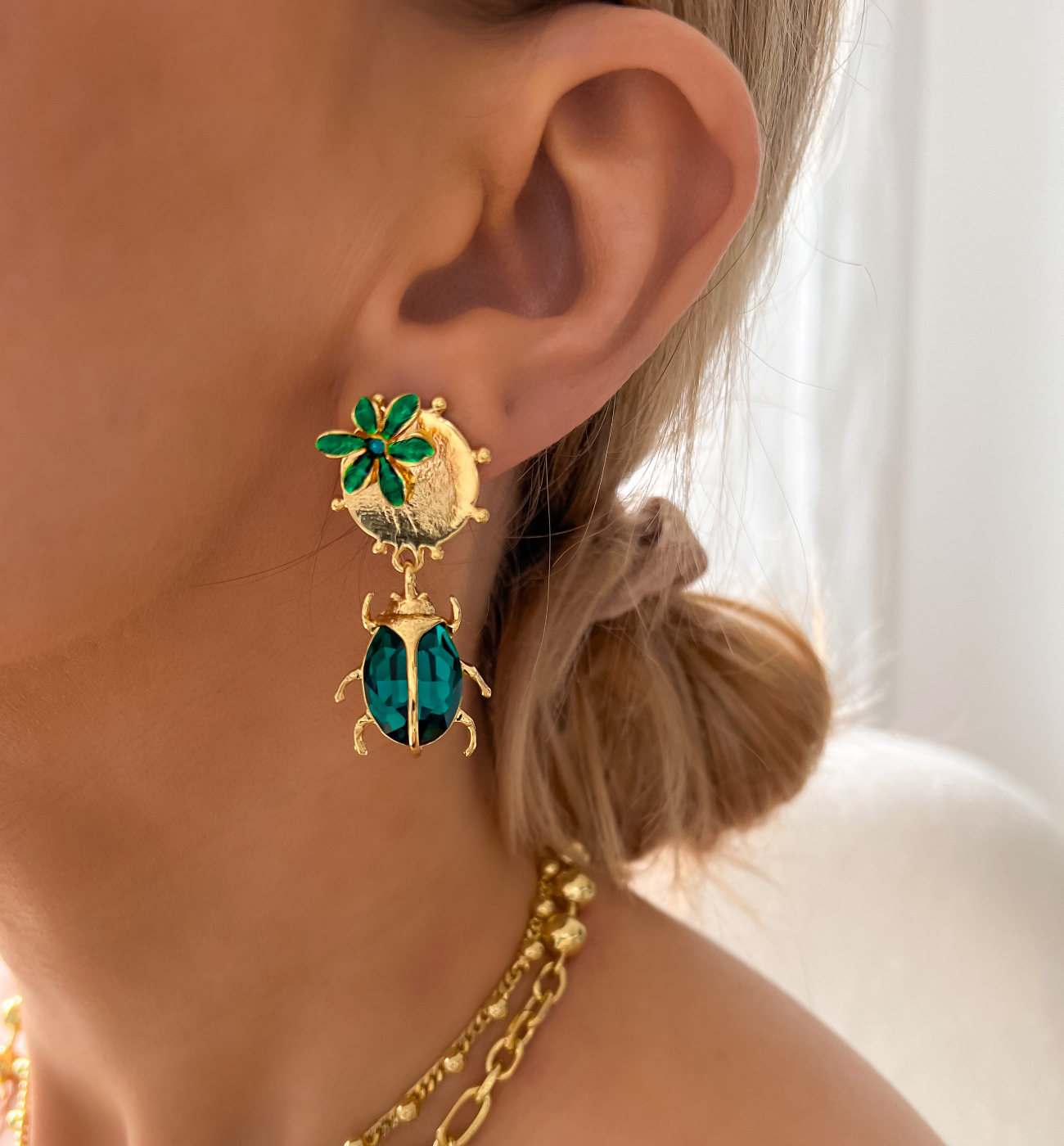 Kolczyki złote z zielonym żukiem Siyo 3 - By Dziubeka