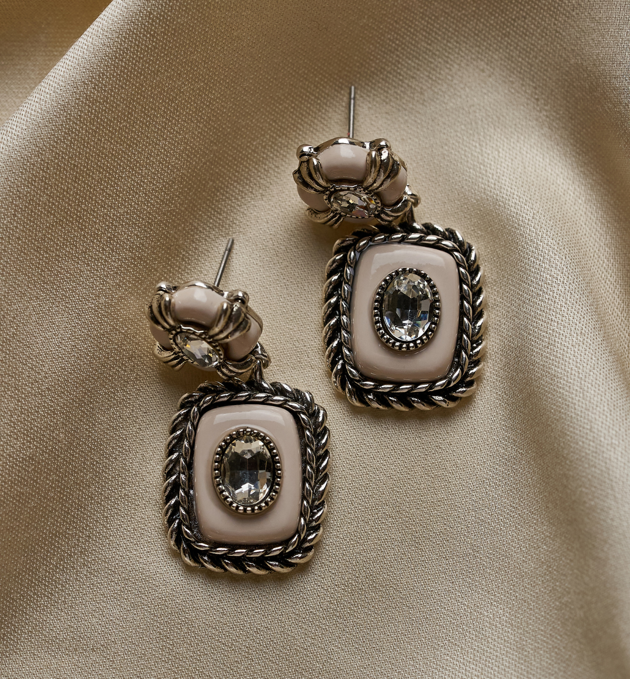 Kolczyki beżowe You Can KPO0021