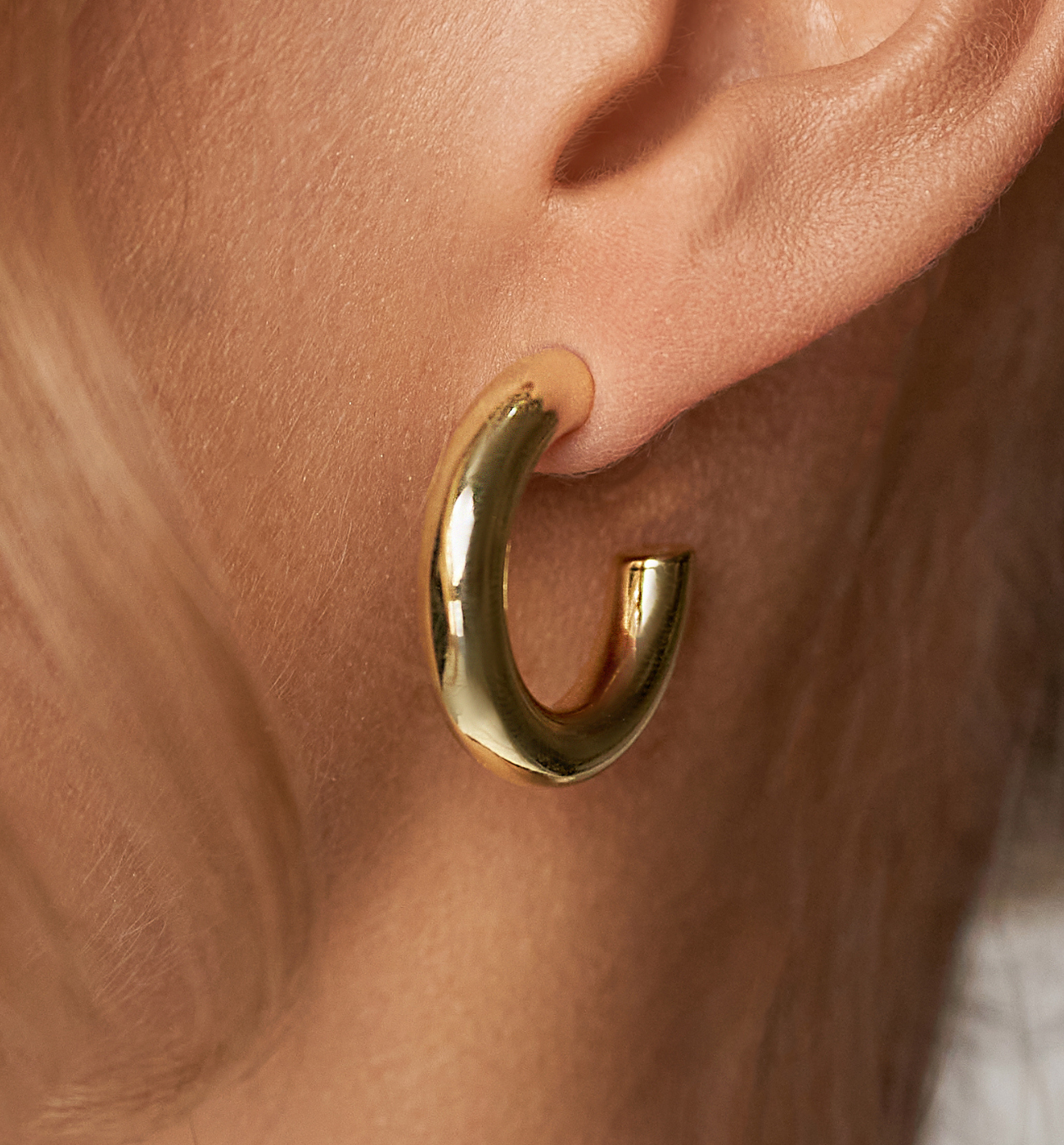 Kolczyki złote koła Sarsa KRG1008