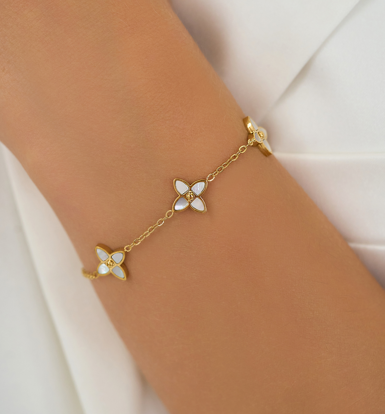 Bransoletka z koniczynkami złota Harmony - By Dziubeka