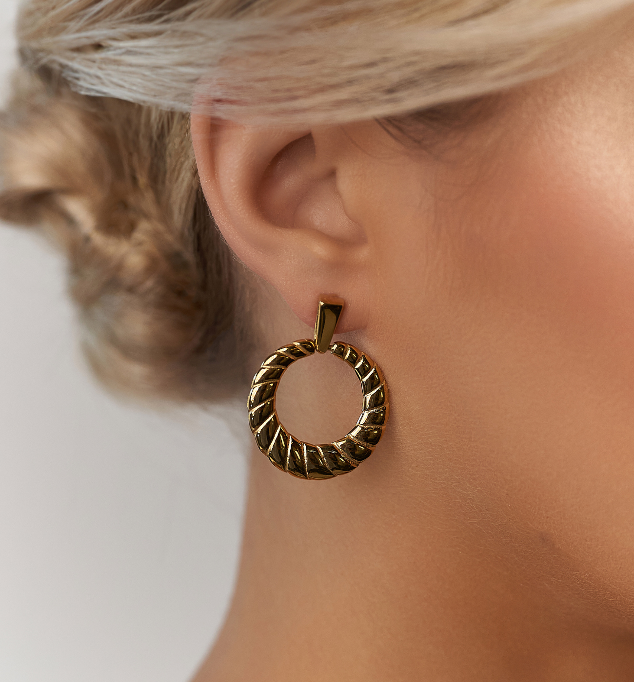 Kolczyki złote karbowane Lorens KSA1316