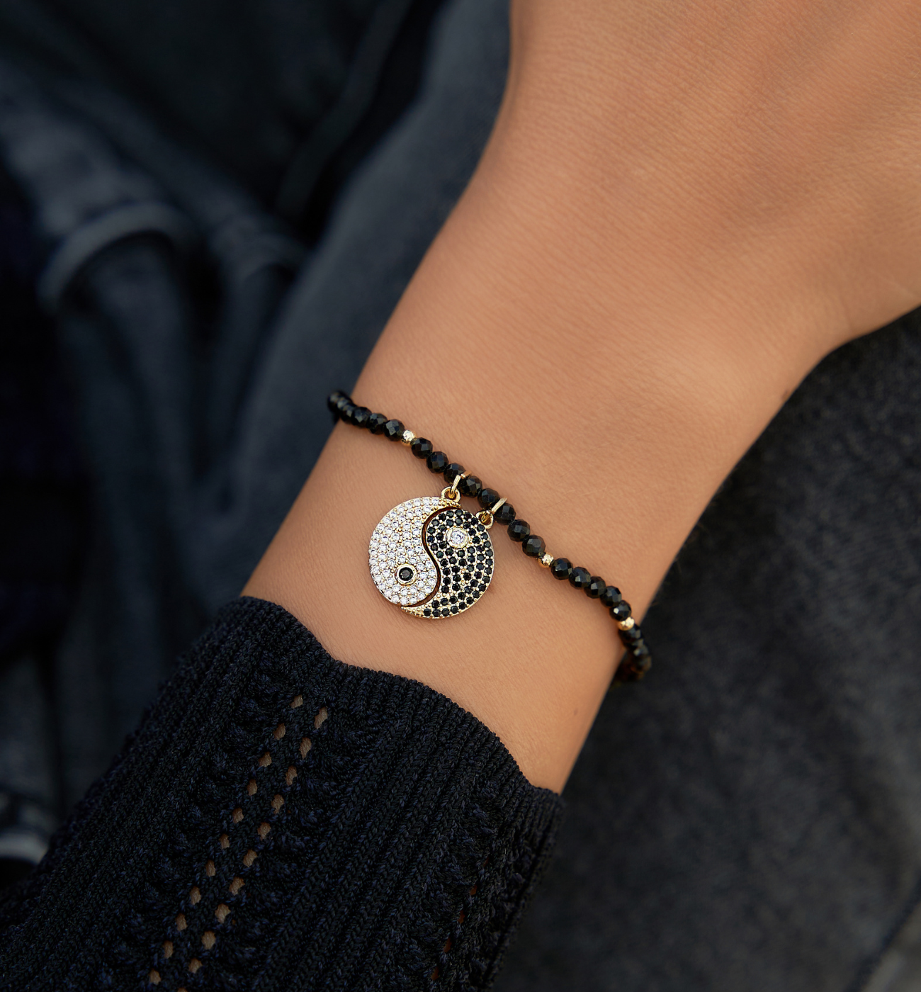 Bransoletka czarna Yin and Yang - By Dziubeka