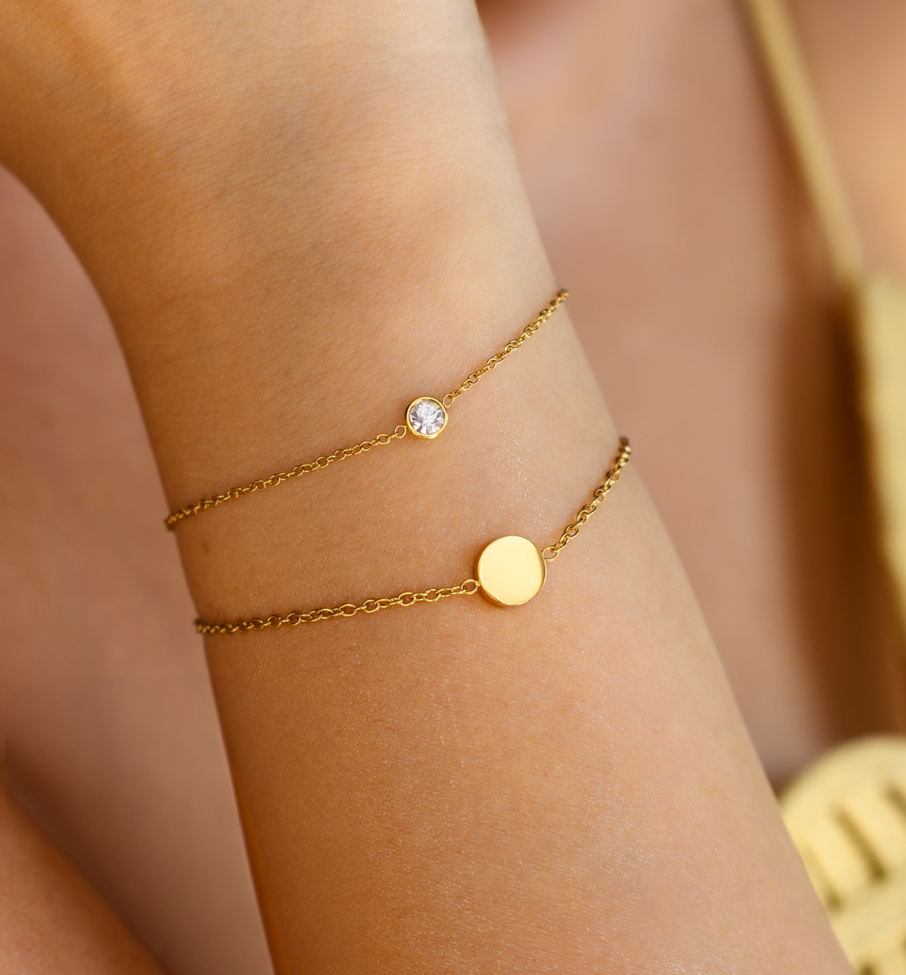 Zestaw złotych minimalistycznych bransoletek Z0501 - By Dziubeka