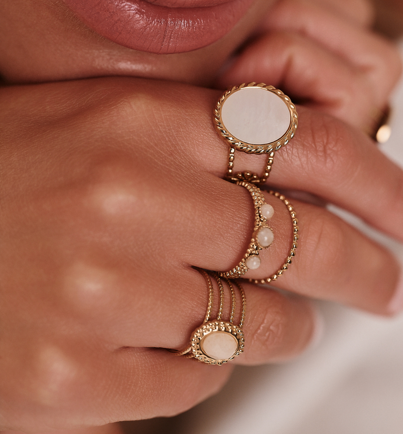 Pierścionek z jadeitami złoty PEA0049