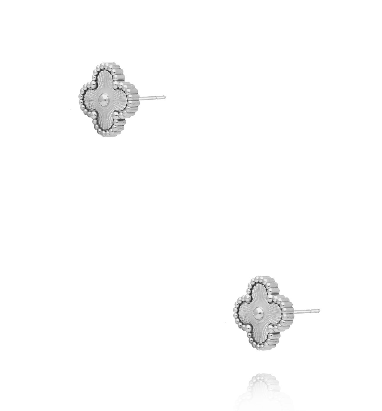 Kolczyki srebrne w kształcie delikatnej koniczynki KSY0581