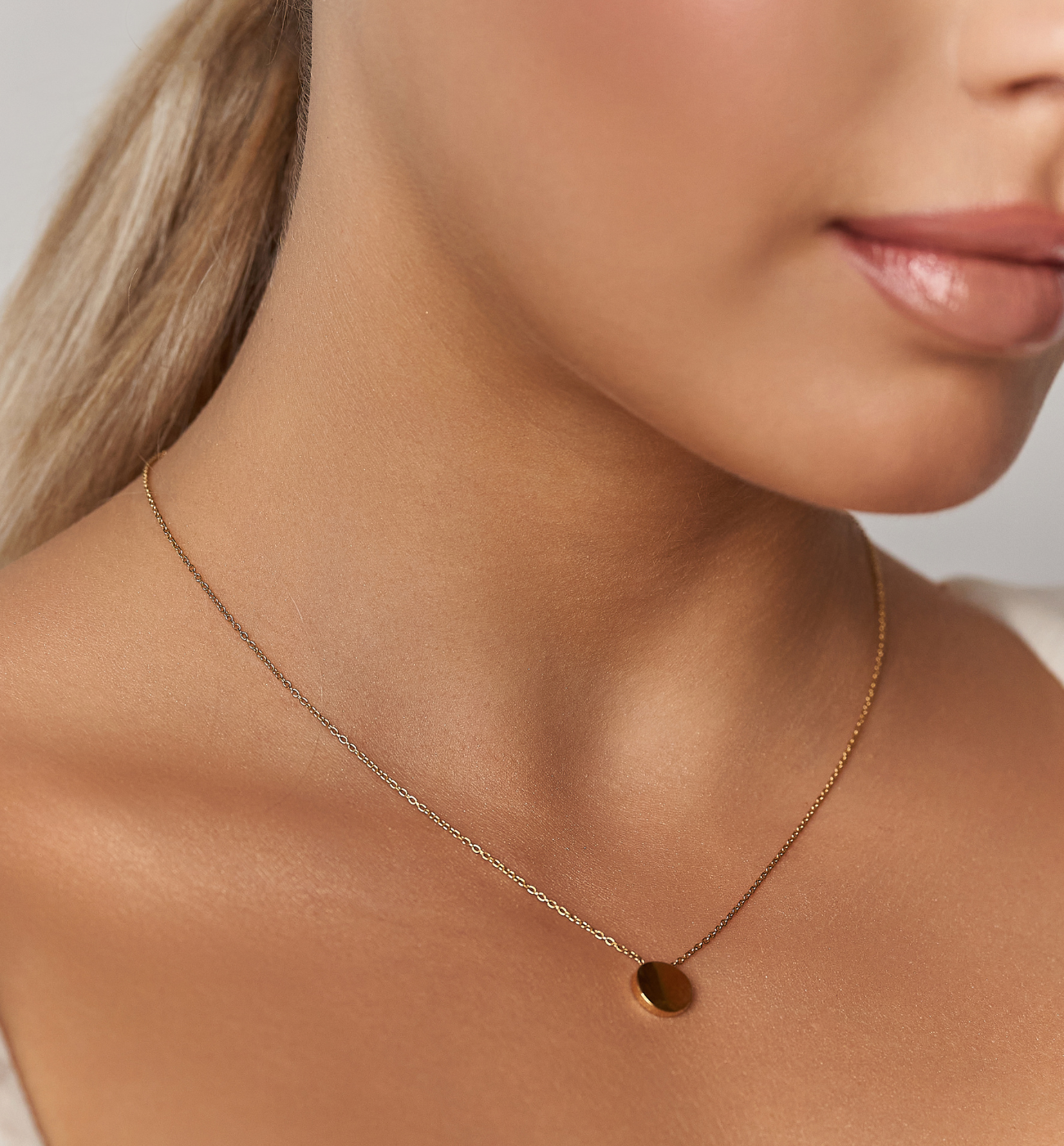 Naszyjnik z dyskiem złoty NSA0040