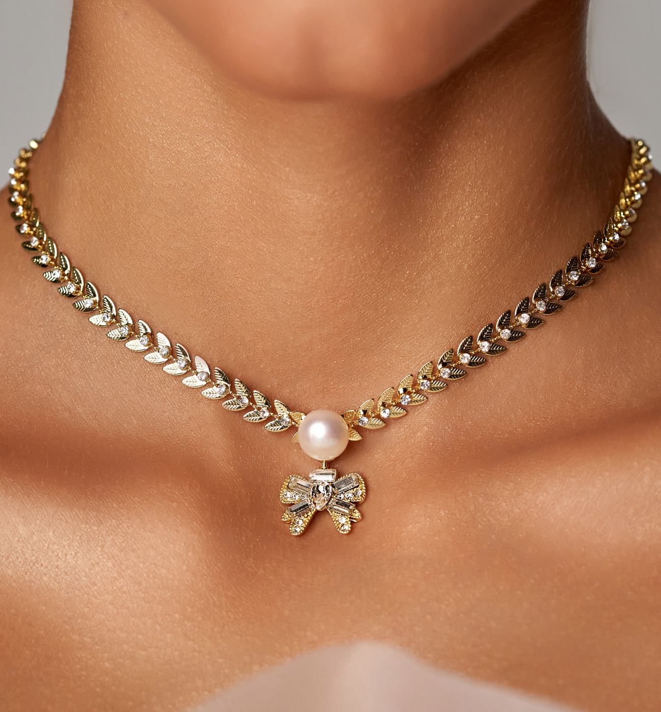 Naszyjnik z kokardą i perłą Perle Blanche - By Dziubeka