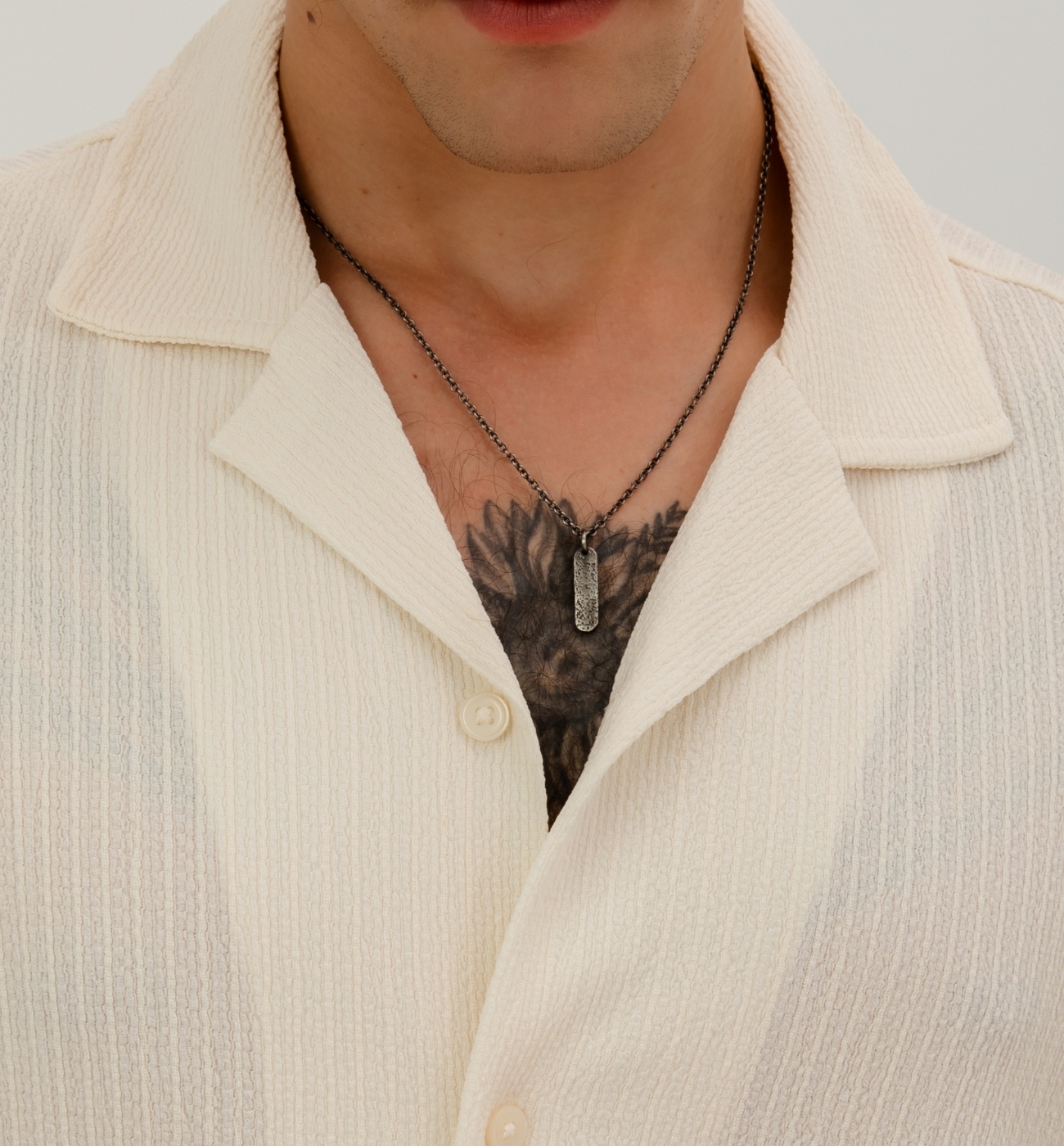 Naszyjnik męski z zawieszką czarną gniecioną - By Dziubeka
