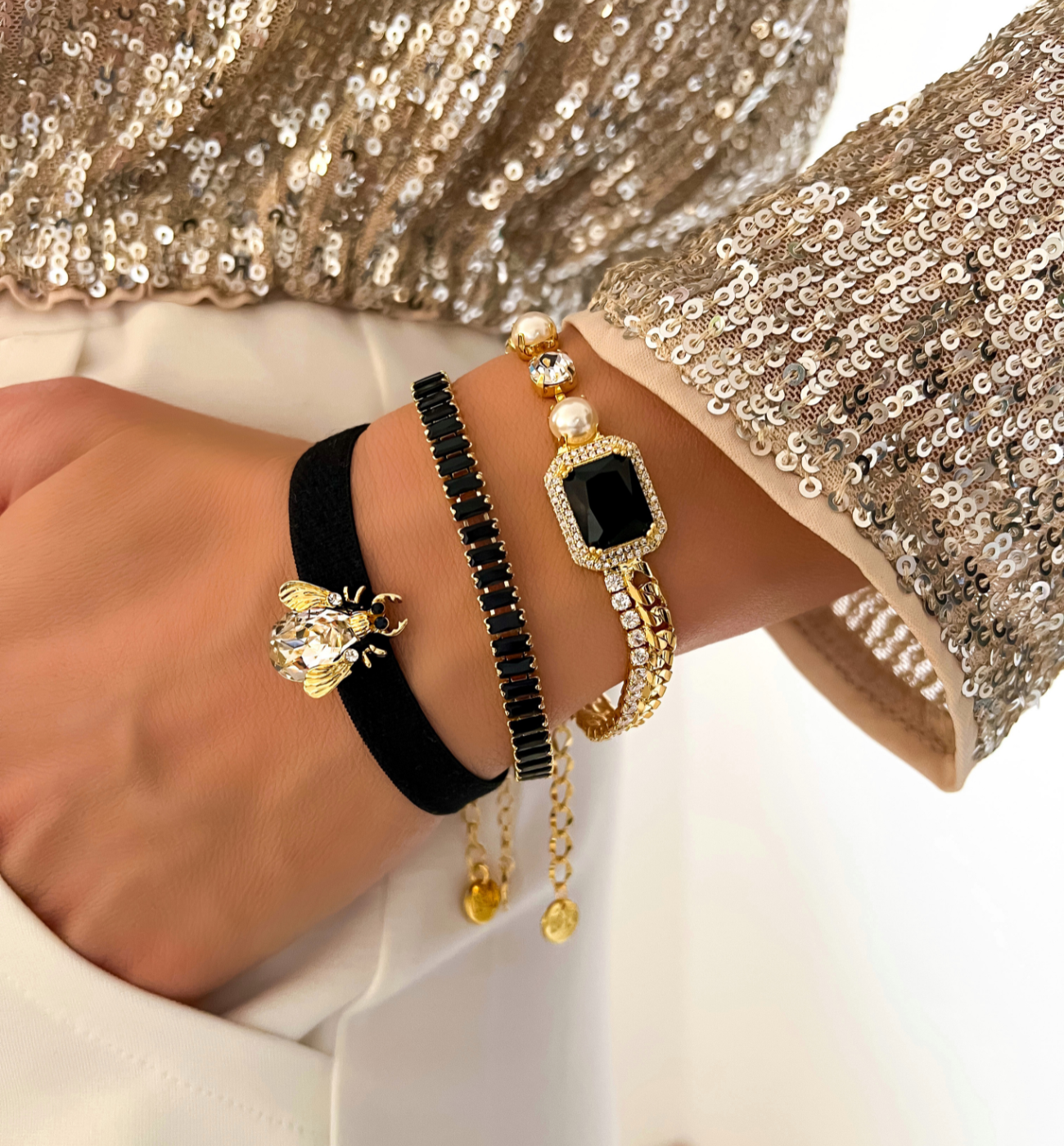 Bransoletka z czarnym kryształem Majestic BSS0144 - By Dziubeka