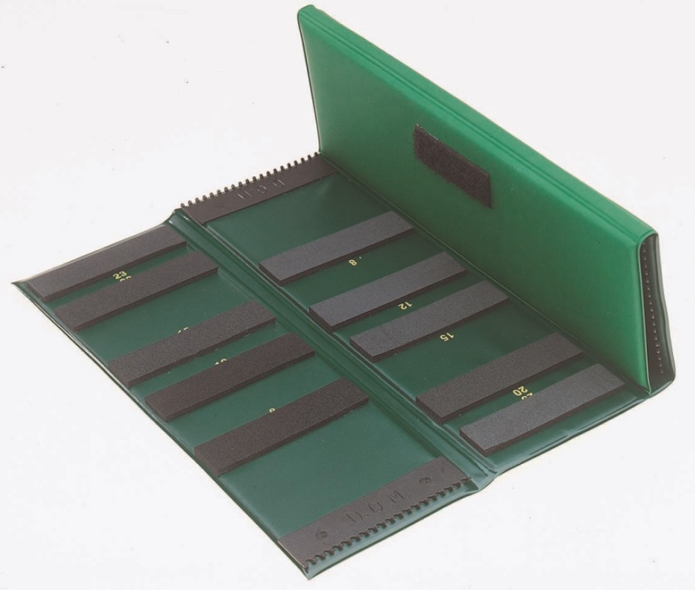 SENSAS PORTFEL NA PRZYPONY PM 26CM