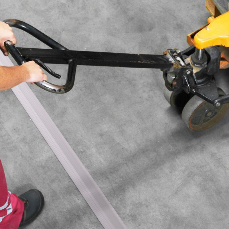 Listwa kablowa maskująca PCV 10x80mm, QUEST, trapezowa, maskownica kabli, biały, 2m