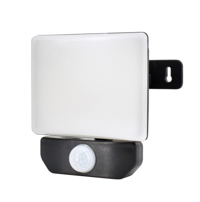 Naświetlacz LED czarny z czujnikiem 30W 2700LM 4000K IP65 Bemko C65-LFX-030BL-4K-PIR