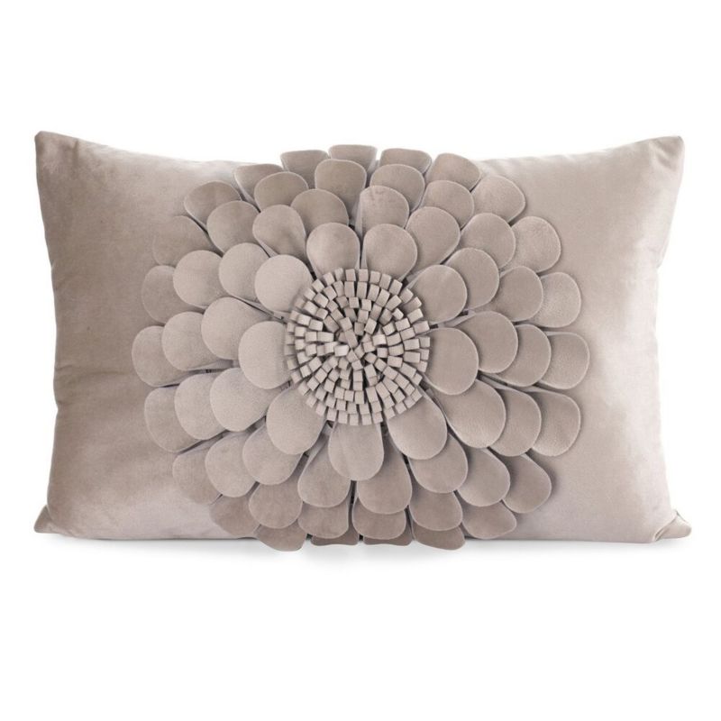 Poszewka Dekoracyjna Flores Eurofirany Beżowa Kwiat 3D 30X50 Cm 1 Szt.