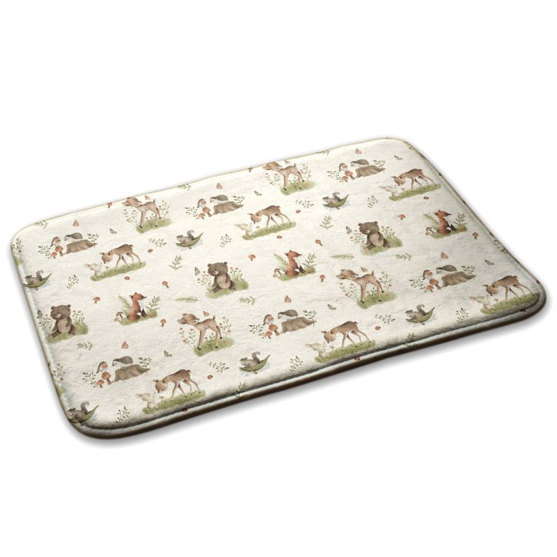 Dywanik dla dzieci Tulup 90x60cm Zwierzęta wśród zieleni Miękki i antypoślizgowy 1 szt.