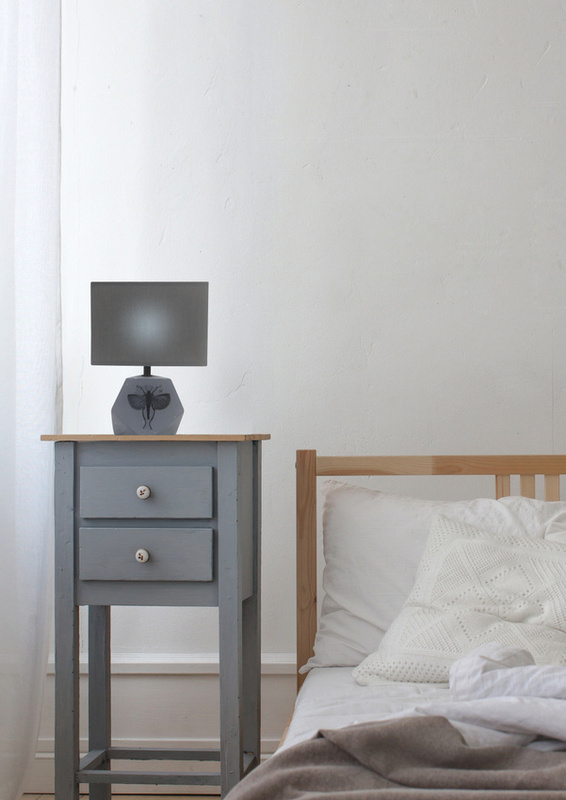 Szara lampka stołowa na biurko do pokoju ANIMI 27 cm metal